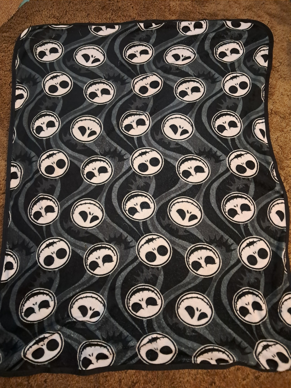 Nightmare Before christmas Pattern Plush Throw Blanket - Black & Gray